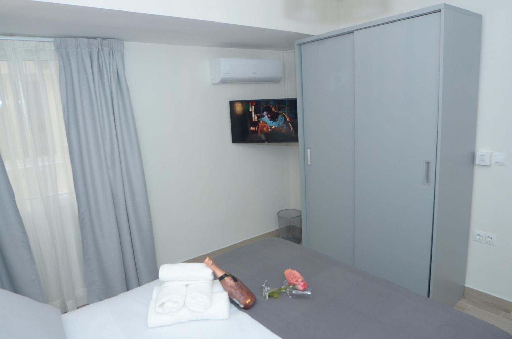 Alojamiento Beethoven Luxury Малага Экстерьер фото